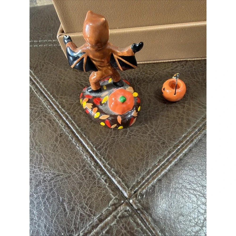 Dept 56 Halloween Village Figure A Gravely Haunting Bat Trick-Or-Treat Kid *Read